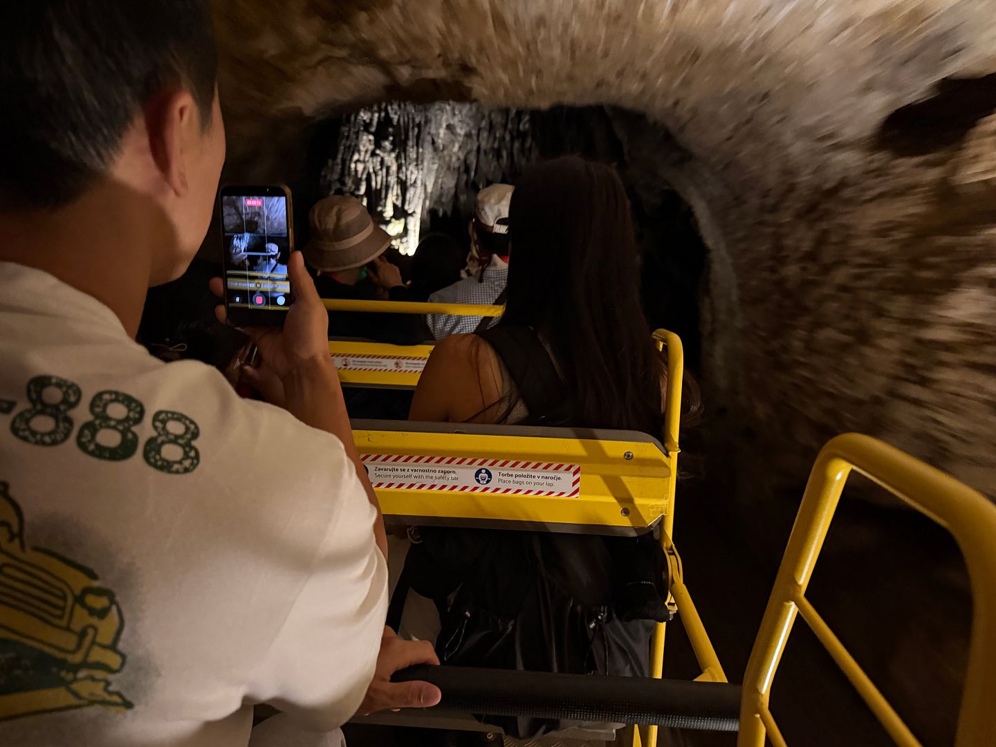 Image hosted on: hosting.photobucket.com