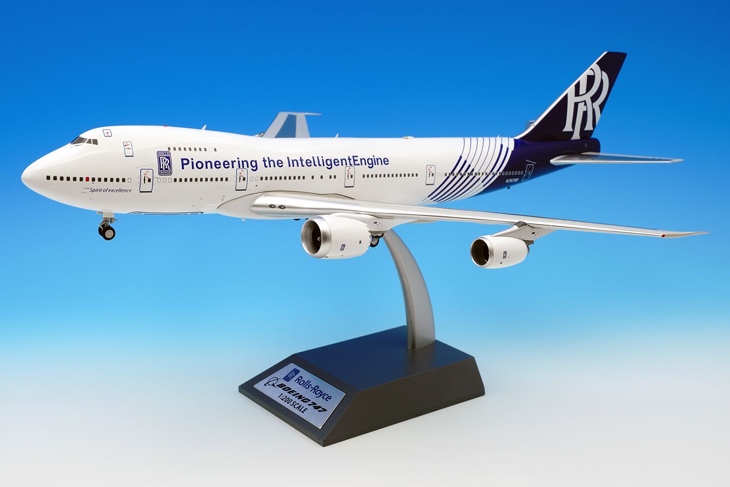 航空機・ヘリコプター inflight 1:200 TRENT1000 B747-200 N787RR Inflight for Rolls Royce Trent for boeing B747-200 N787RR 1/200