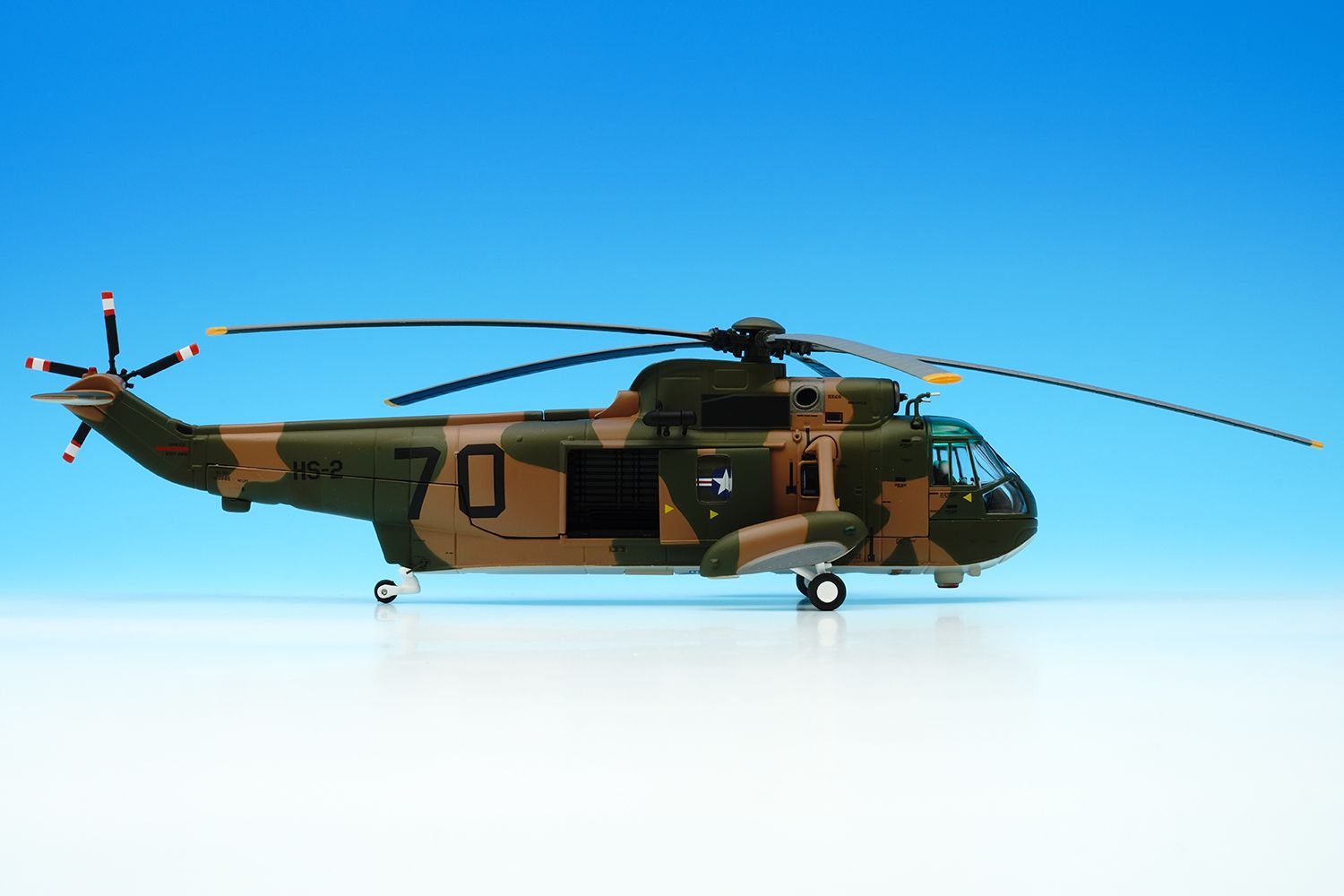 アビリーバSUPER HORNET 135　4シェル23.5 アビリーバSUPER HORNET 135 4シェル23.5 専門店では アビリーバ