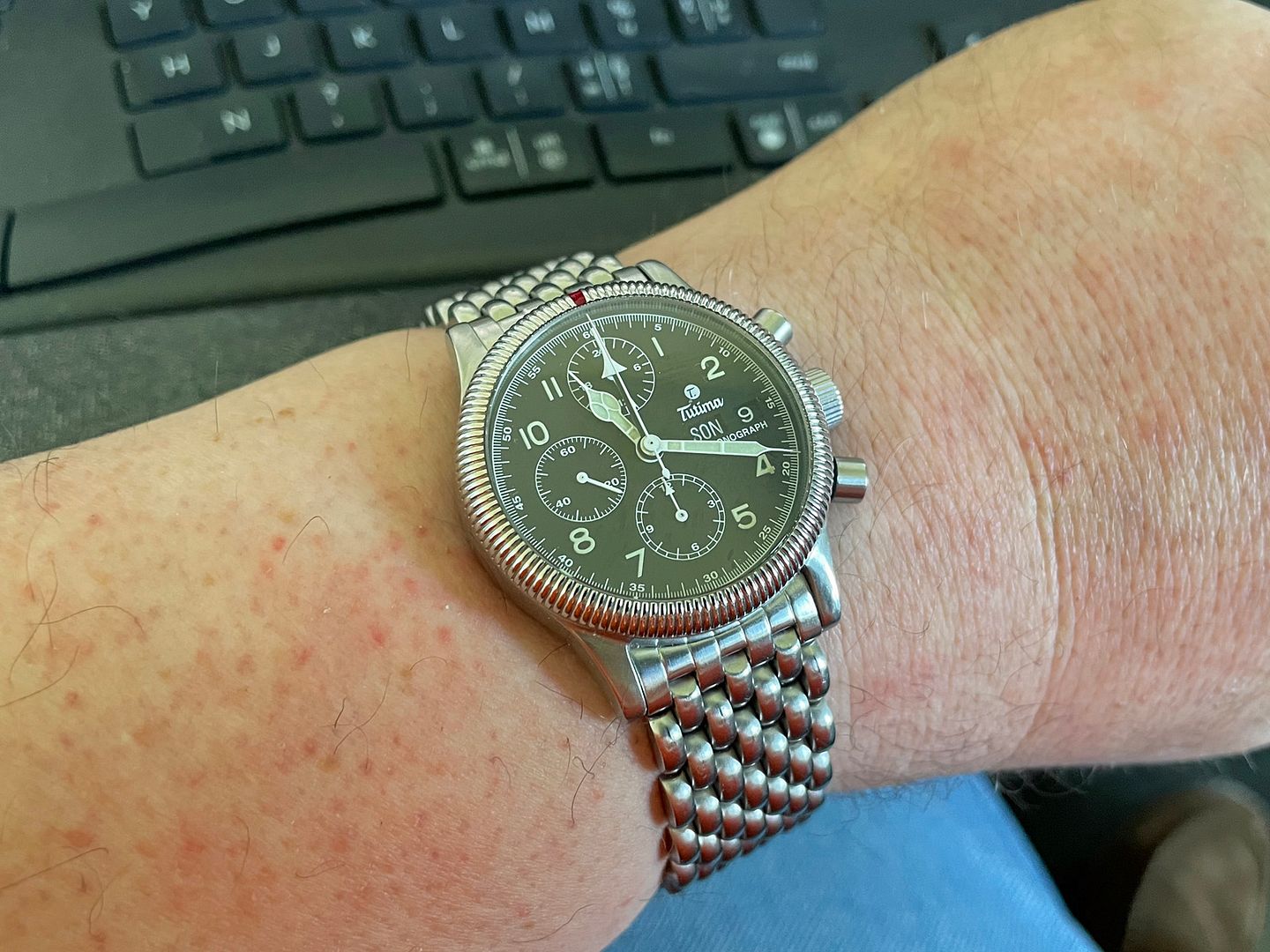 La montre du vendredi 30 mai 2025 E9f0e1b6-ceac-4d11-9404-09a2d02bcf94