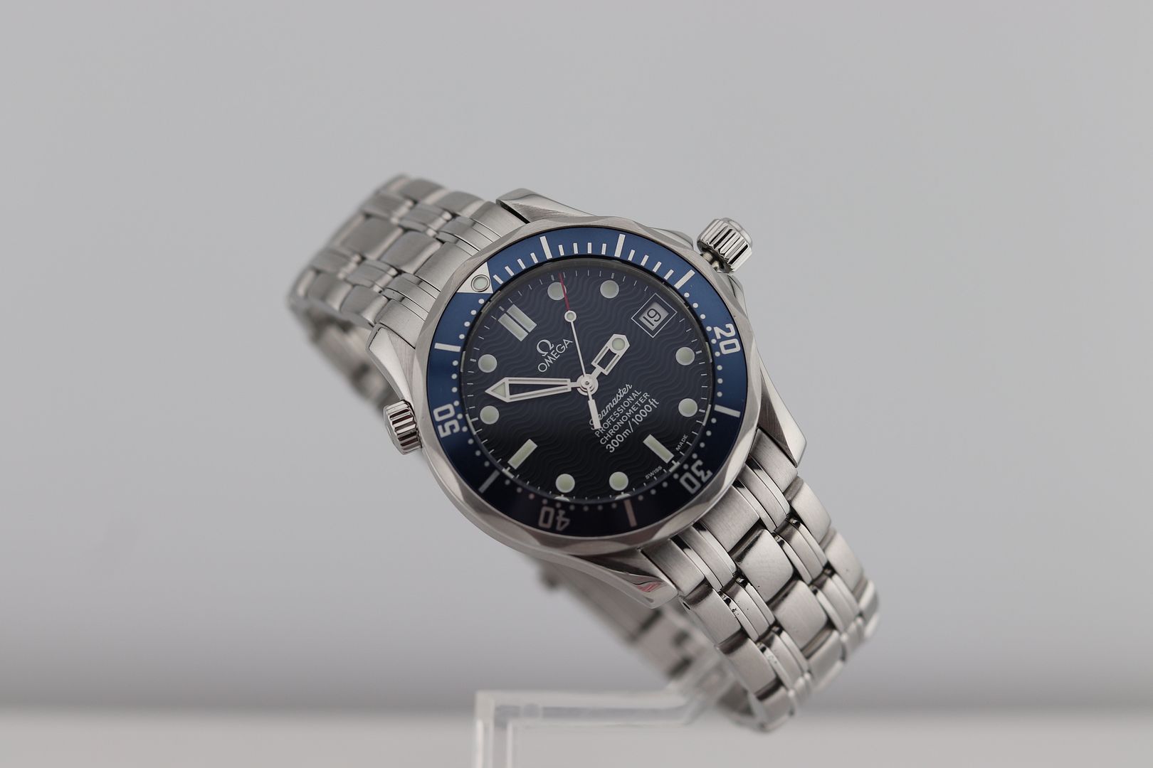 Omega Seamaster Pro 300M SMP 2551.80 Blue Wave Dial OG Bond 007 Mid Size 36mm Automatic - Boxset, Manual, Fresh Service! #3657