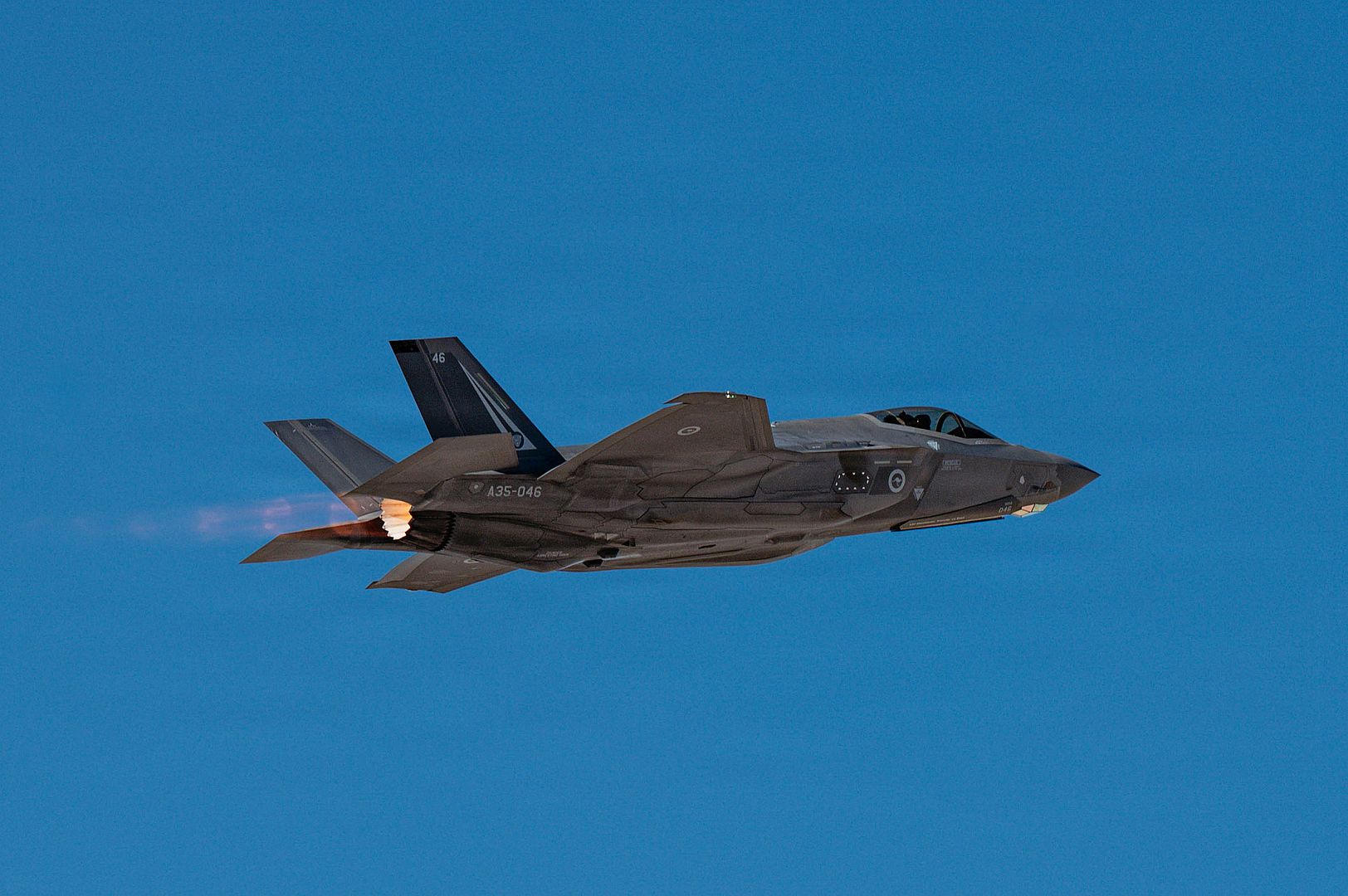 Cea14cffe443 Cea14cffe443