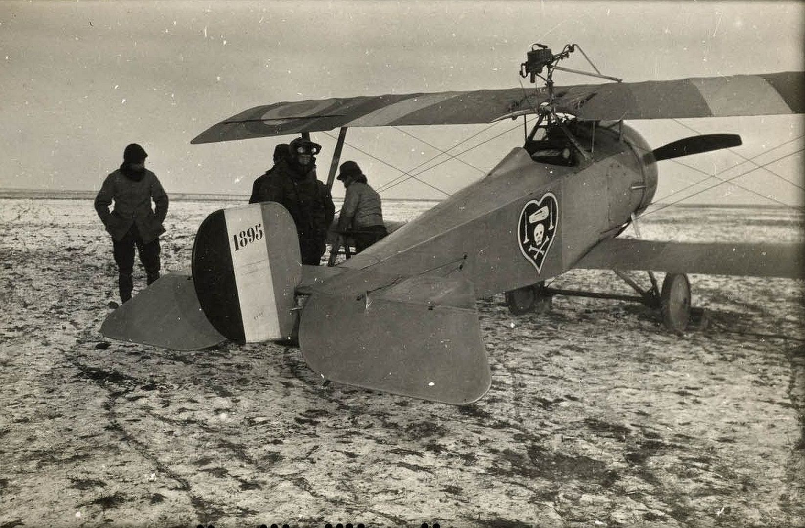 1687af3ef85b 1687af3ef85b