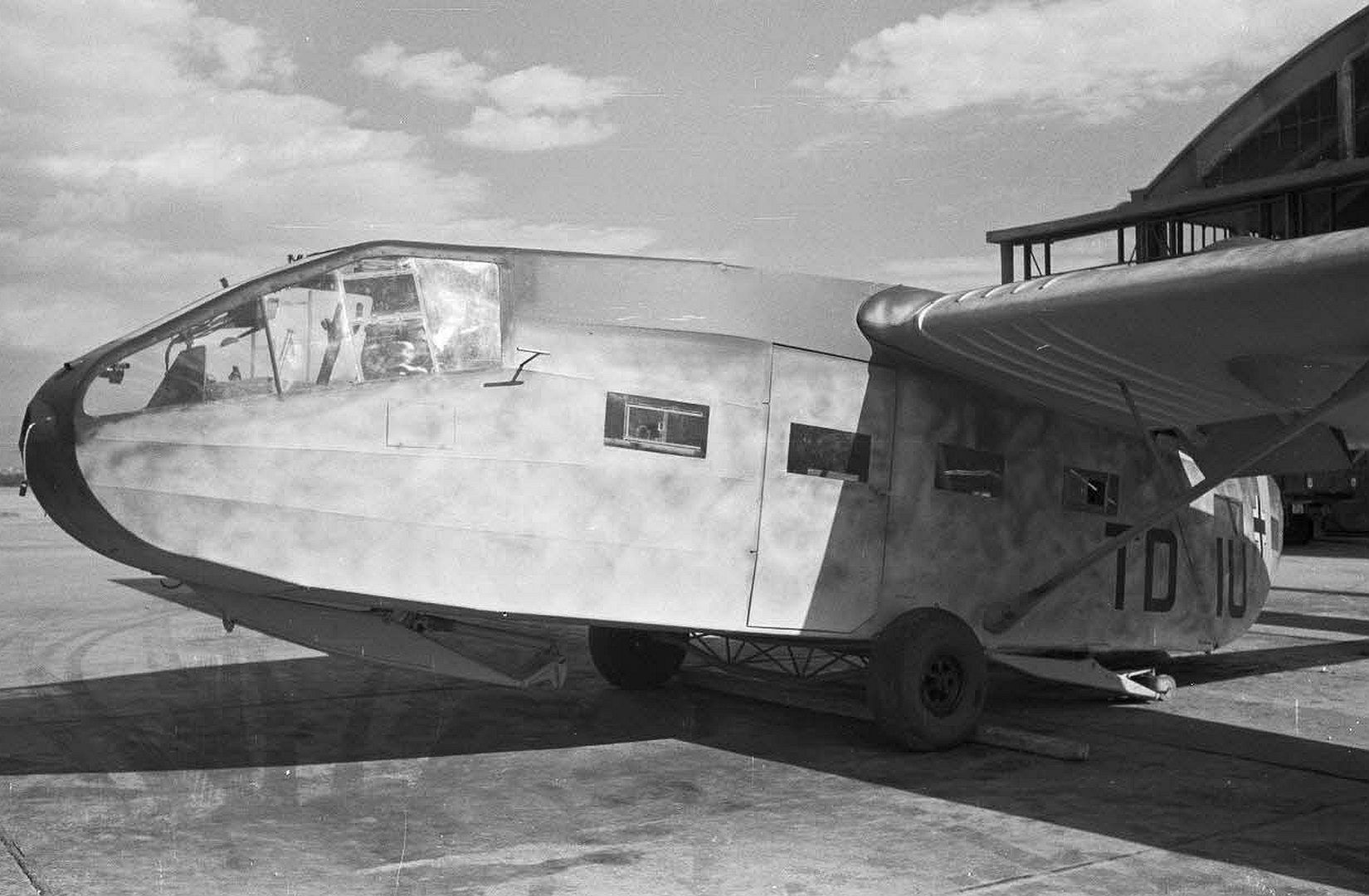 2187e49a3988 2187e49a3988