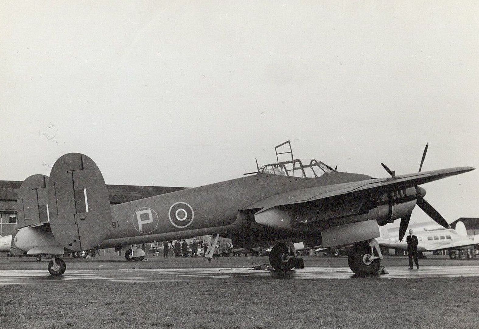 46e8dd9d038b 46e8dd9d038b