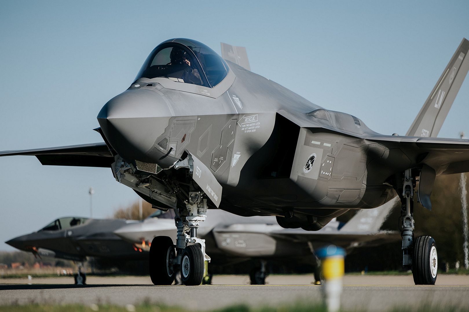 9fd92f947d78 9fd92f947d78