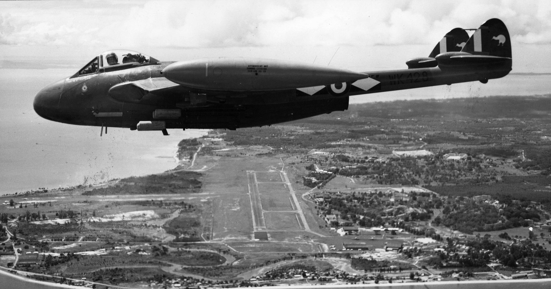 Eb844a61444b Eb844a61444b