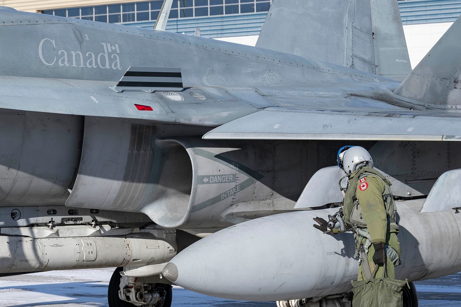 Efe2346f07b6 Efe2346f07b6