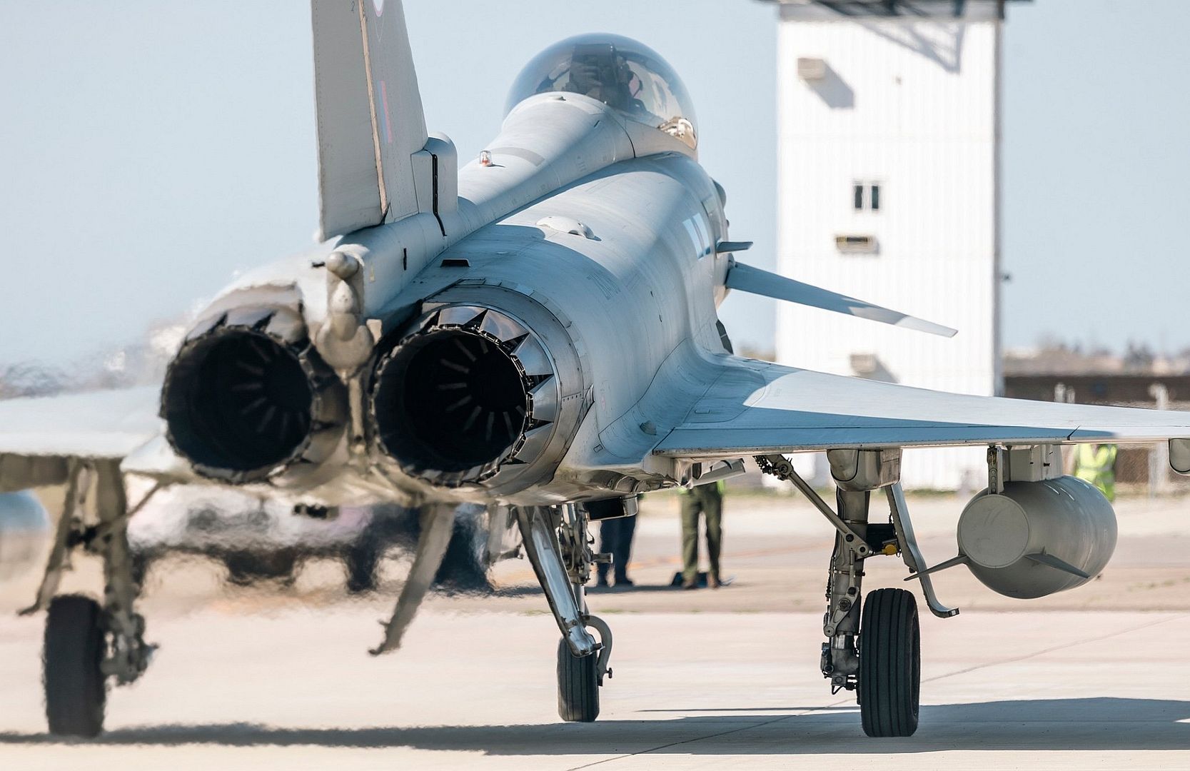 16fbbb90237c 16fbbb90237c