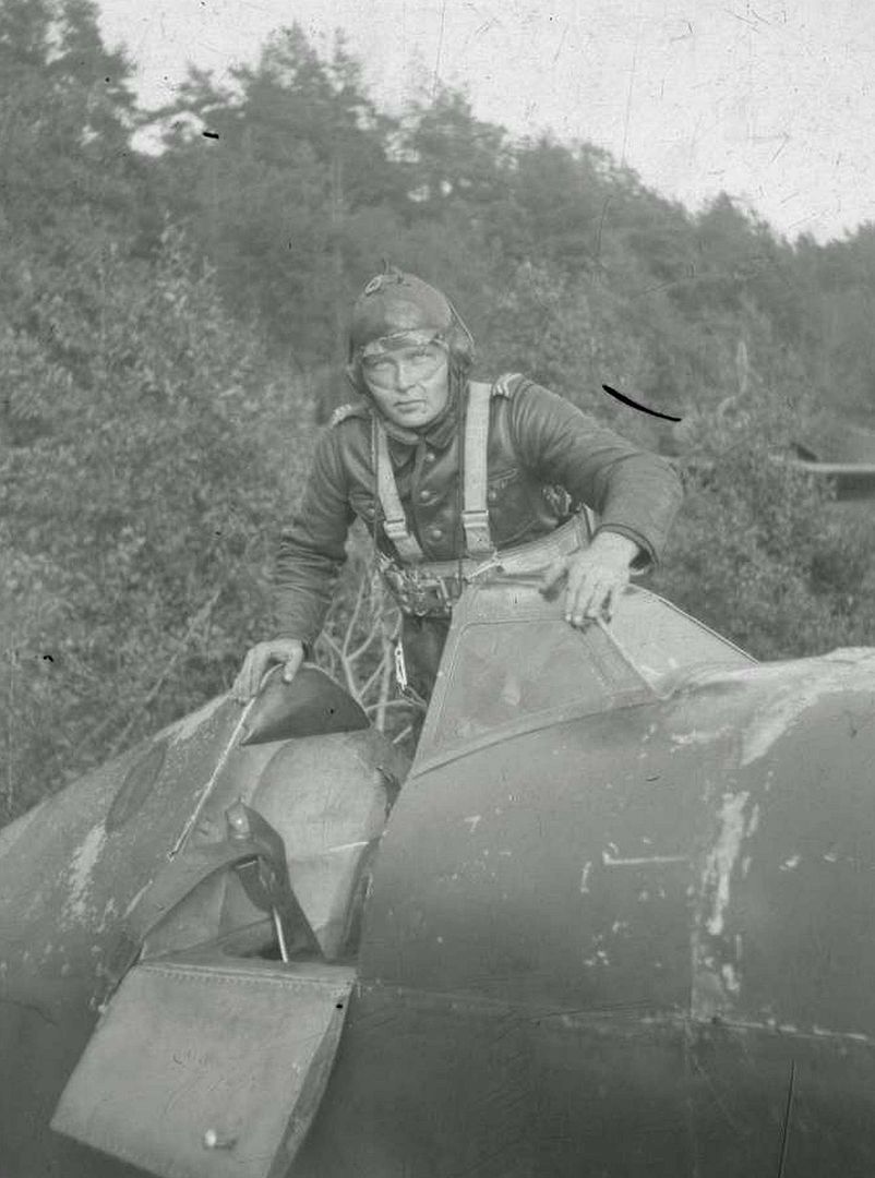 5b480954bb2f 5b480954bb2f