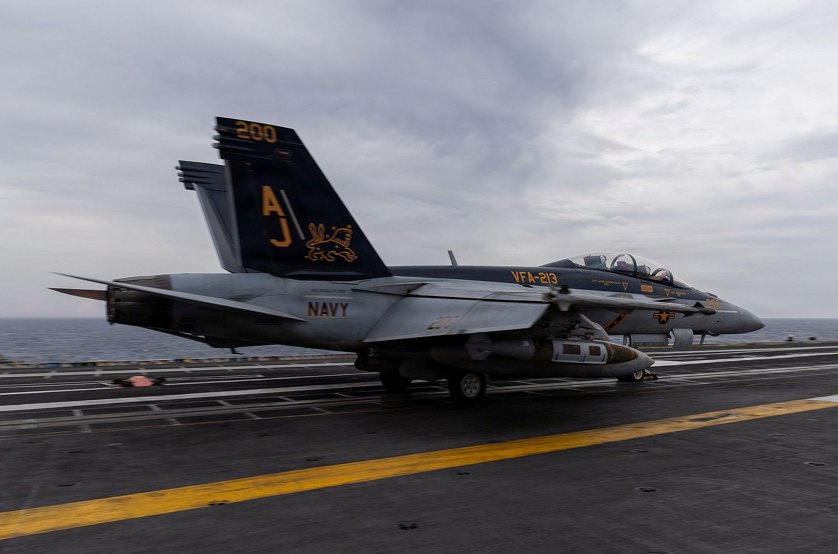 957bfa3de009 957bfa3de009