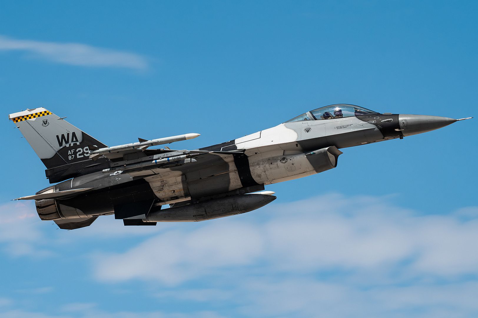 A02fa6d477a8 A02fa6d477a8