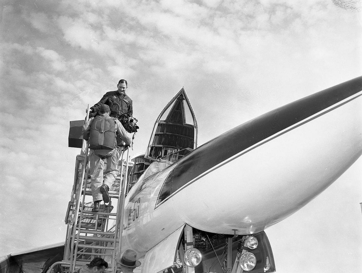 02bcf4005543 02bcf4005543