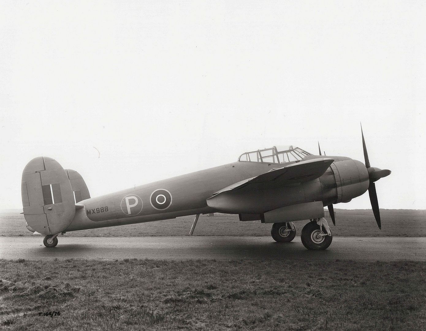 9d8162f0f0ff 9d8162f0f0ff