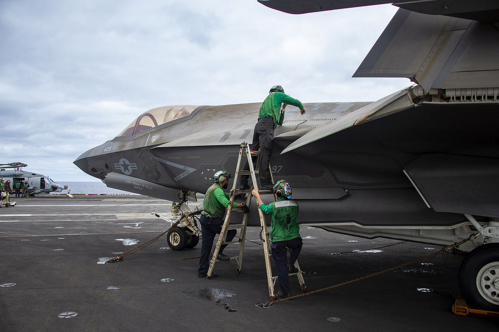 C69bc1d83f2f C69bc1d83f2f