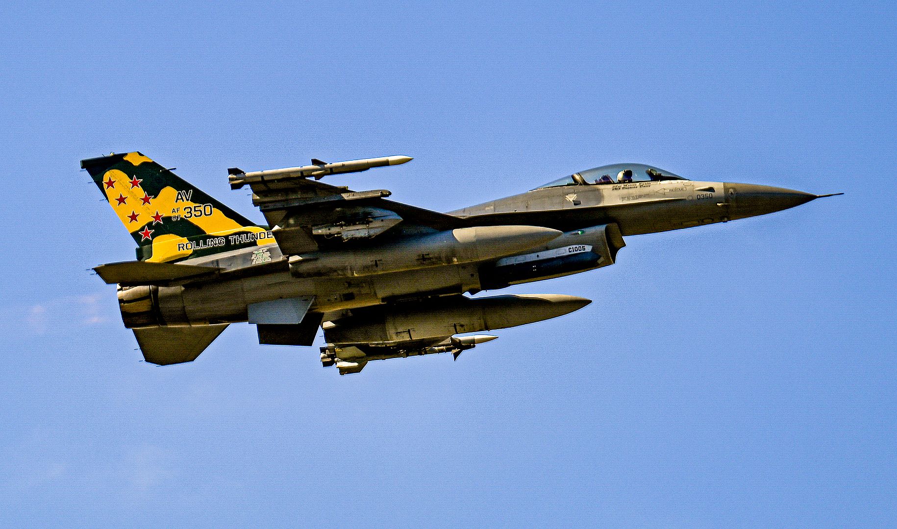 88e1f6f90251 88e1f6f90251