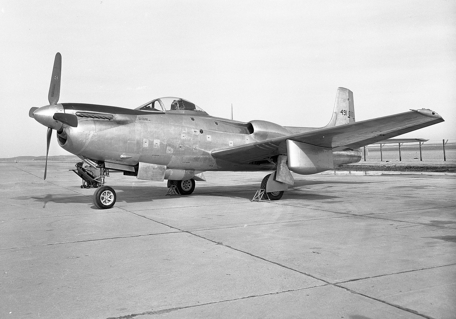 B74836d8606b B74836d8606b