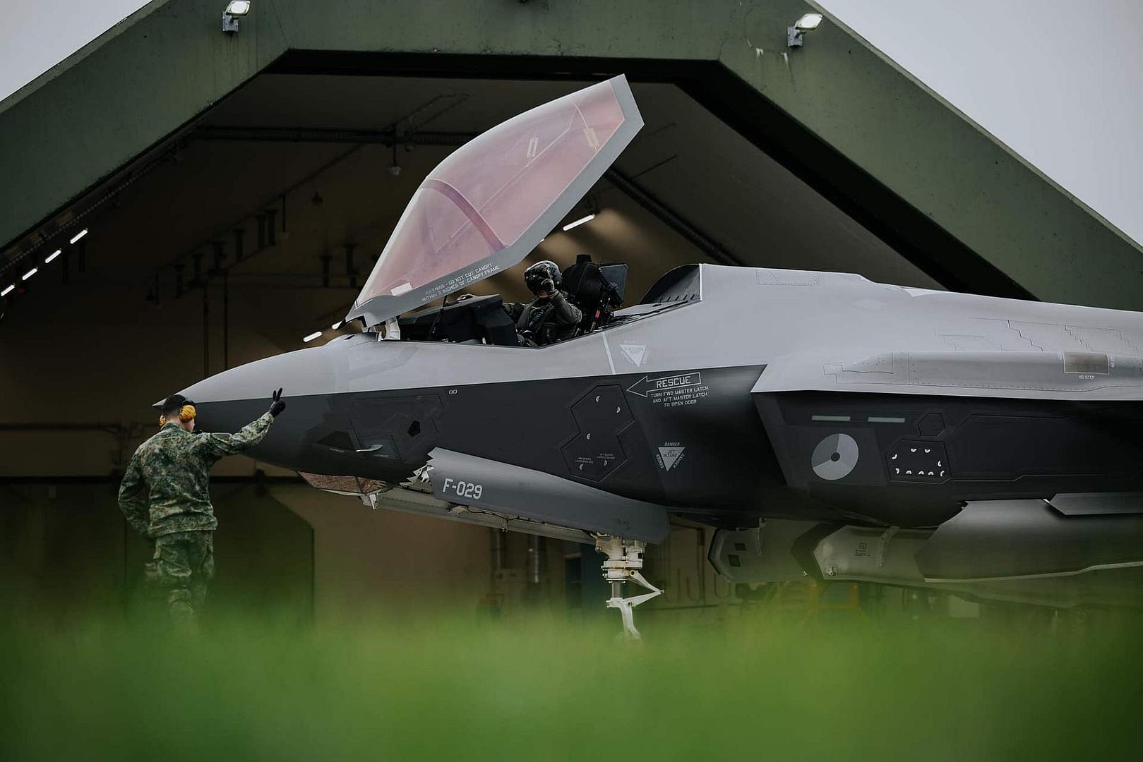 71b062fbb100 71b062fbb100