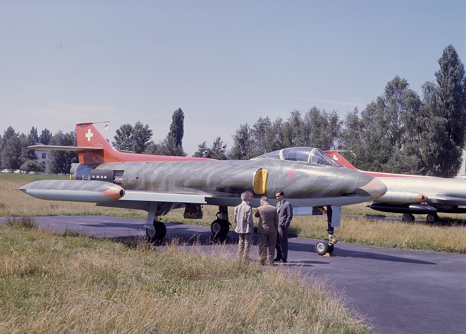 E87471b04bbc E87471b04bbc