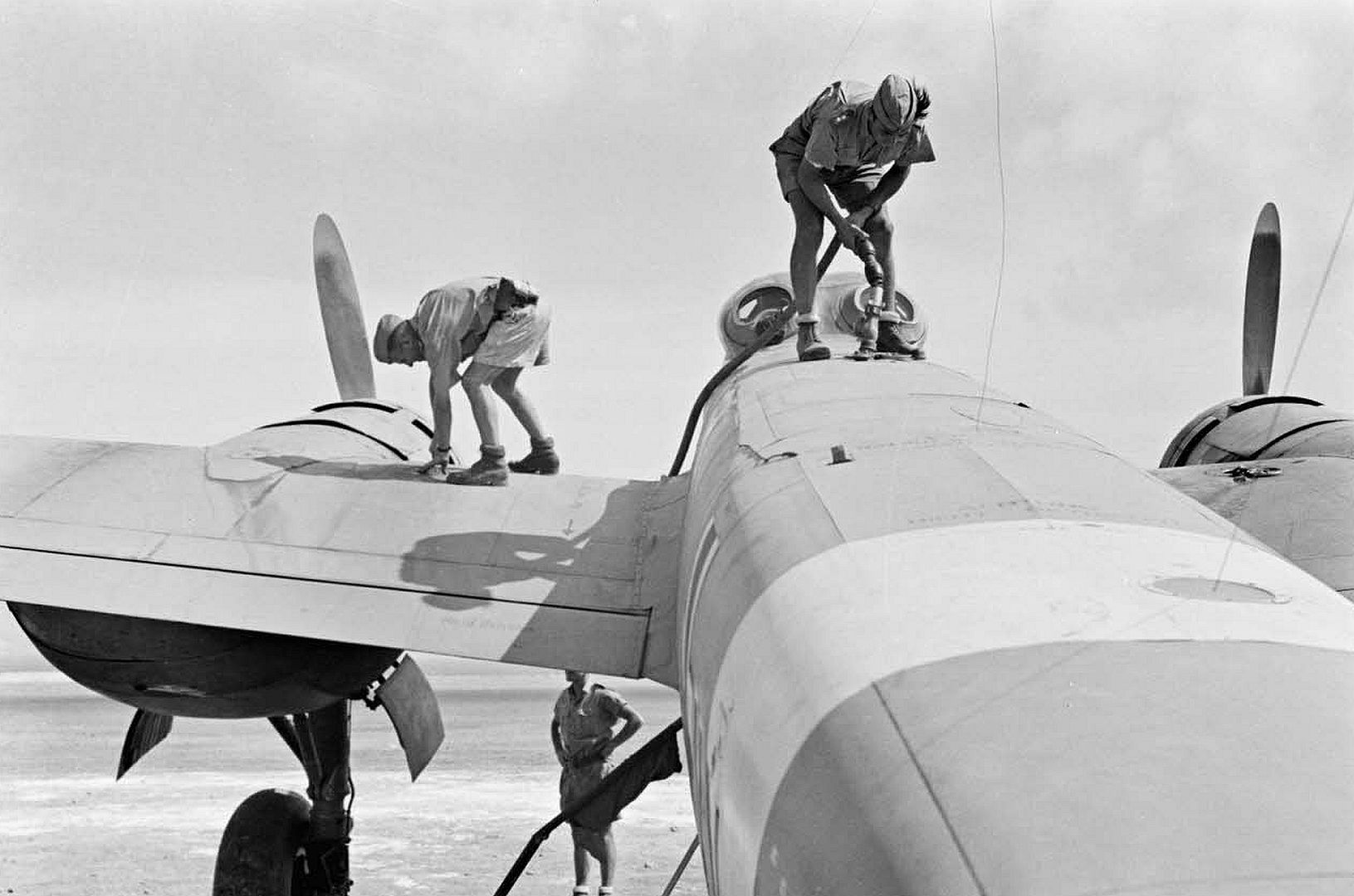 80b7f0a76559 80b7f0a76559