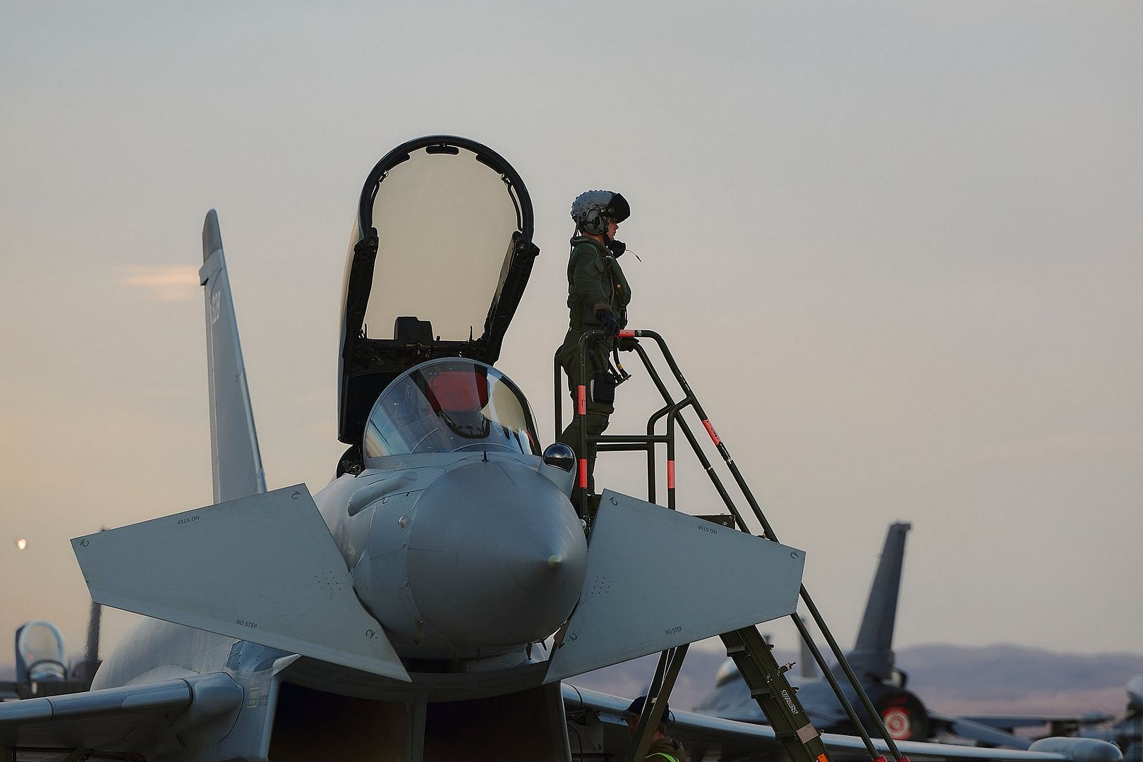 074da6db9579 074da6db9579