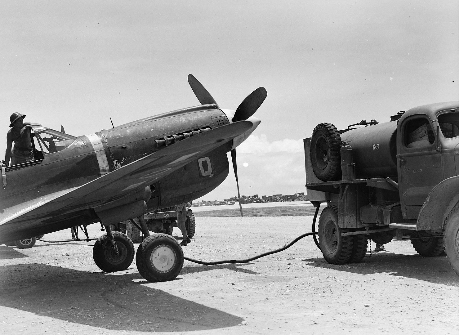 24d502095733 24d502095733