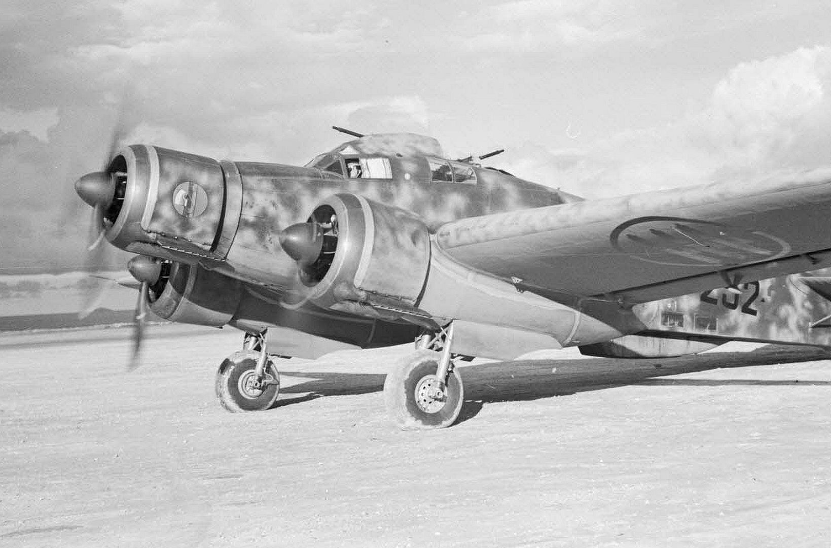 E70437fc8d33 E70437fc8d33