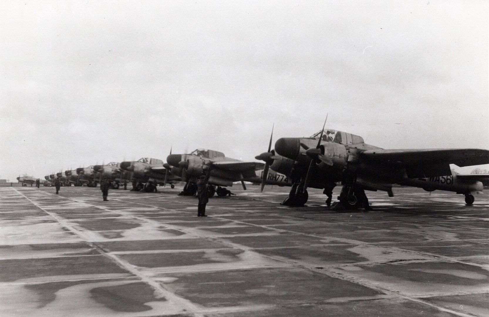 7dc9b4ecdfbb 7dc9b4ecdfbb