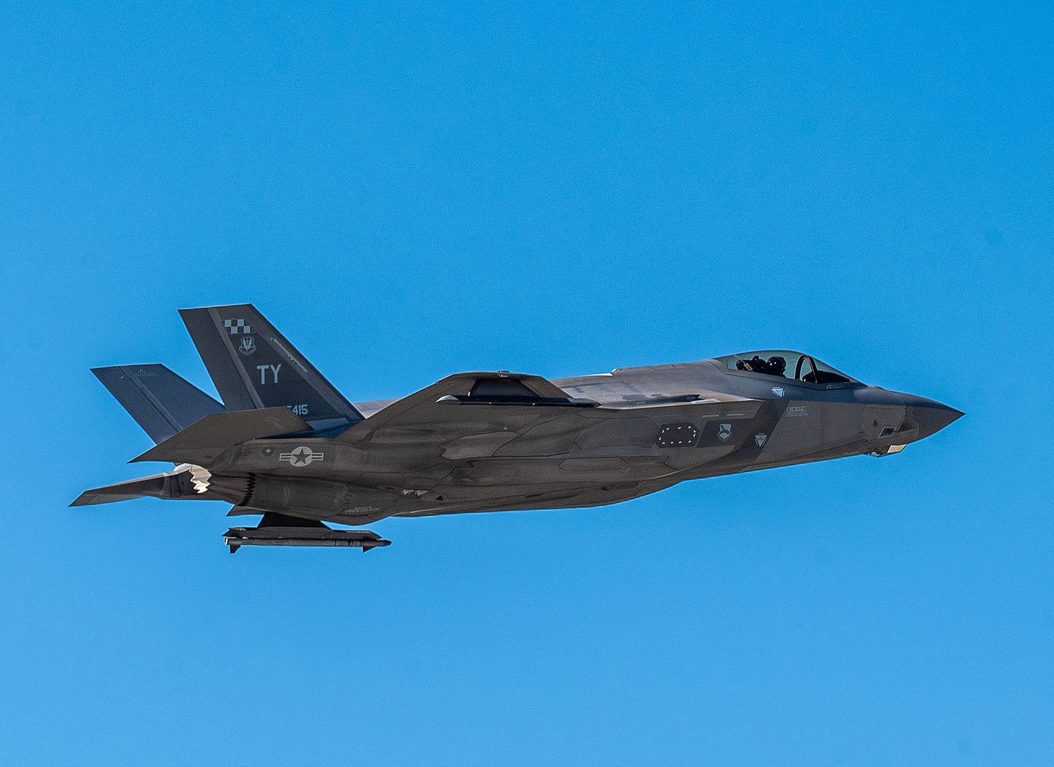 Ef2c08d5d42b Ef2c08d5d42b