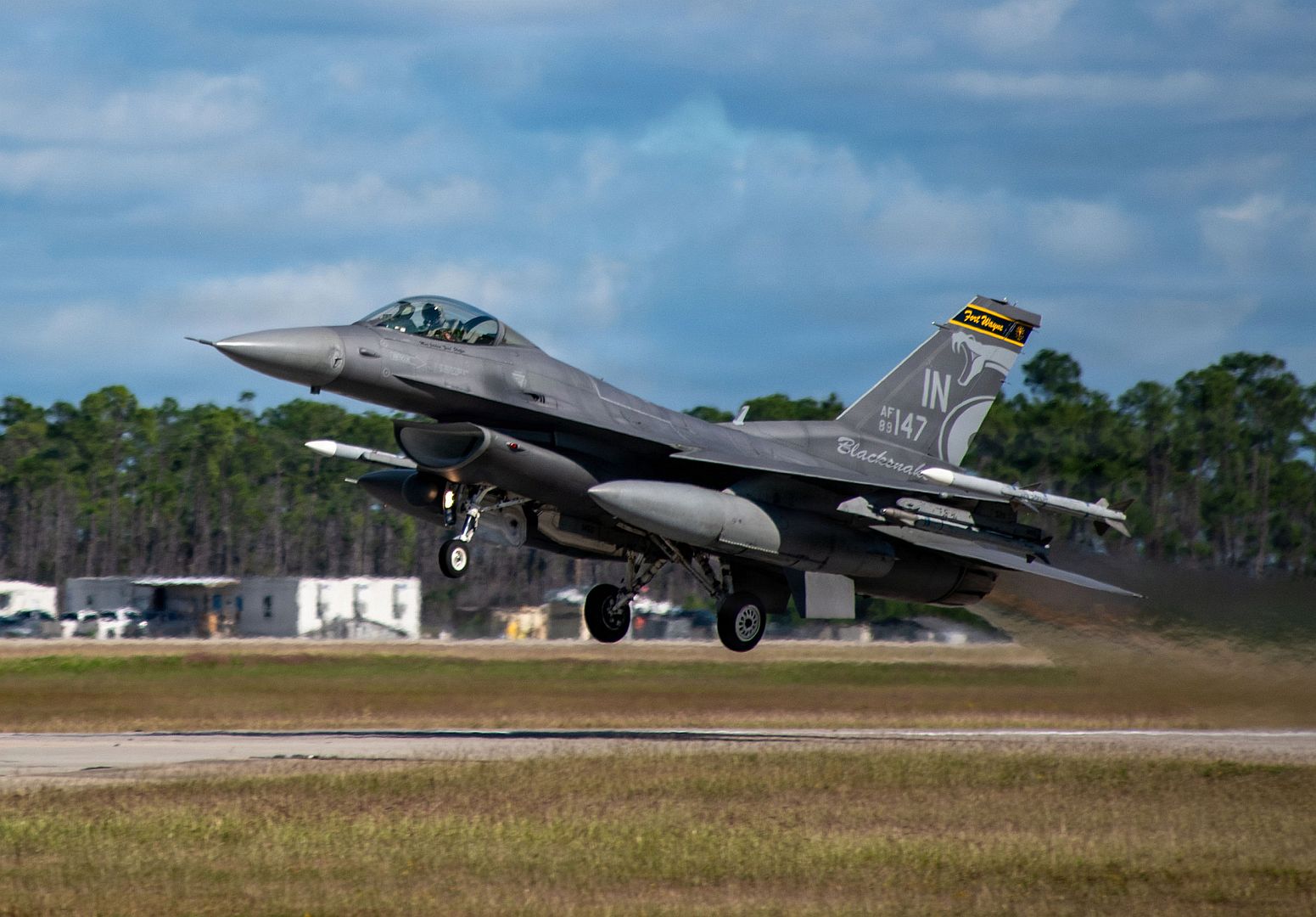 680b8e111b70 680b8e111b70