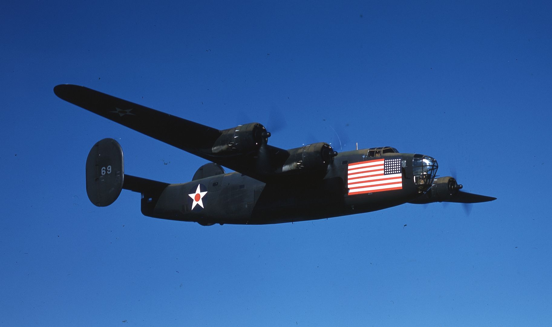 4d9e5775c41c 4d9e5775c41c