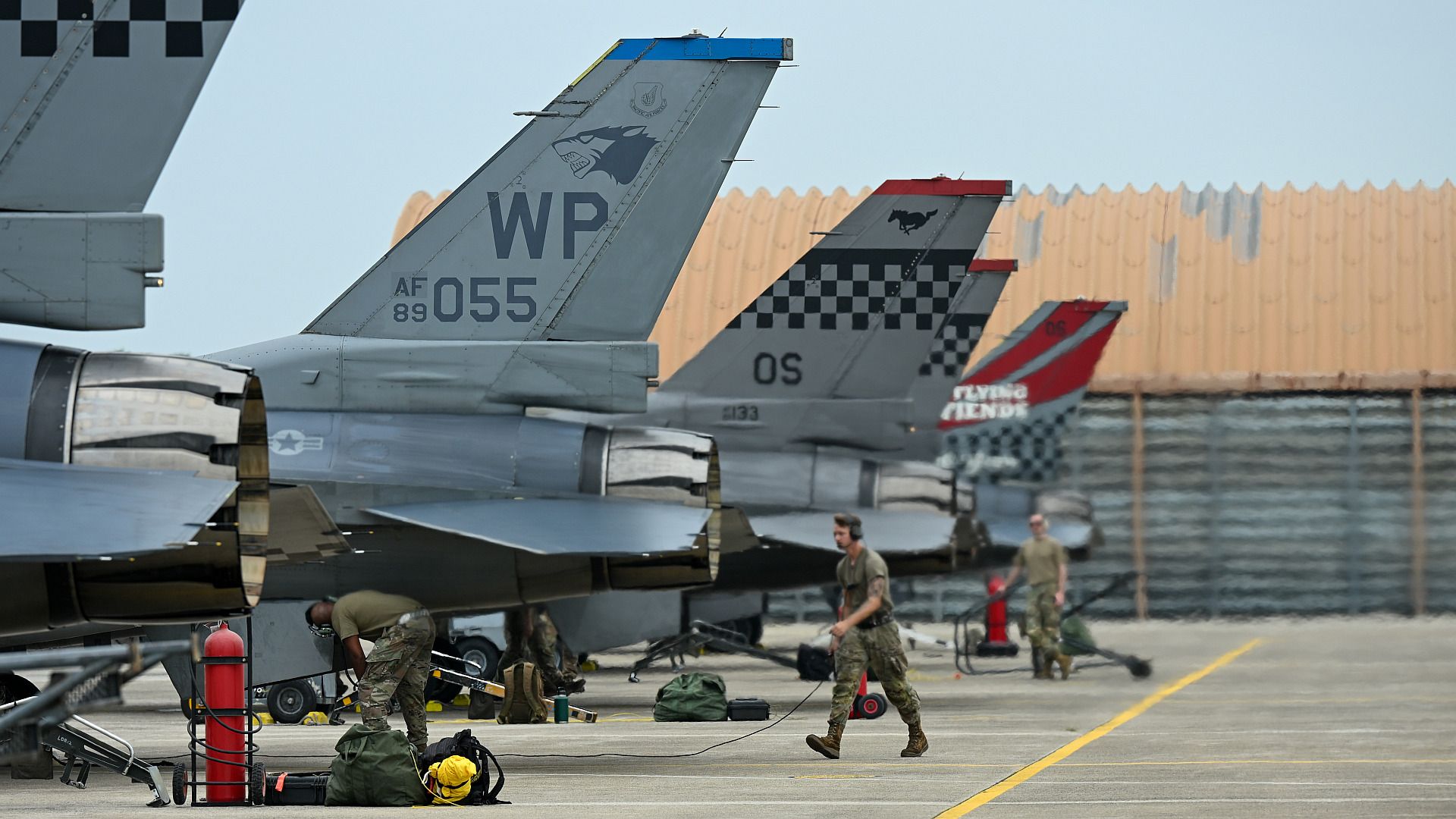 1b63d00d4896 1b63d00d4896