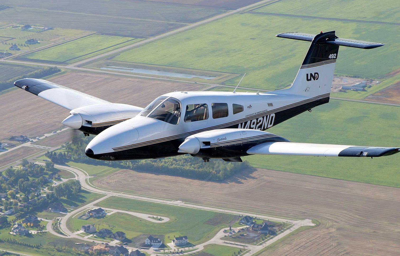 8ef351a522af 8ef351a522af