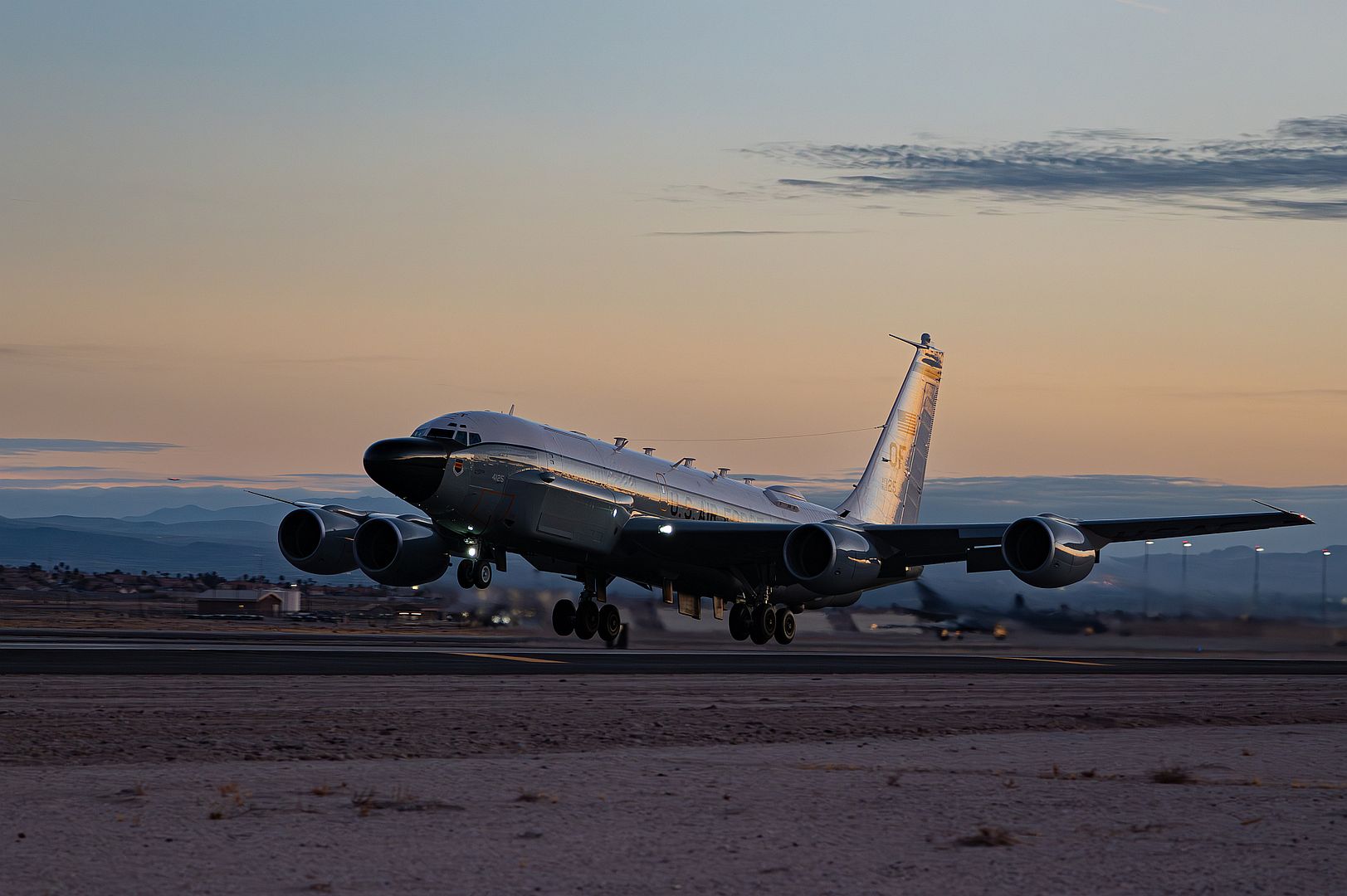 094b373f0b3f 094b373f0b3f