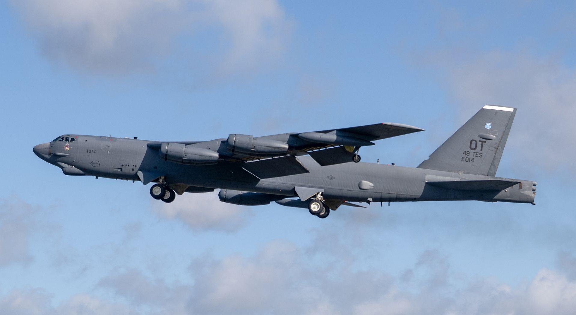 F57c0f036853 F57c0f036853