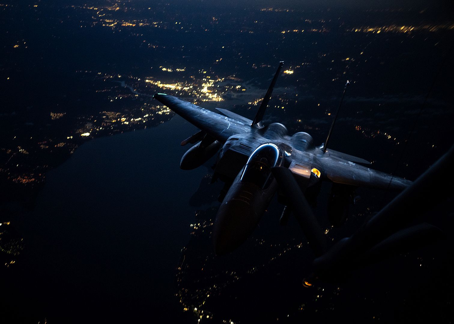 4bfb3474905c 4bfb3474905c