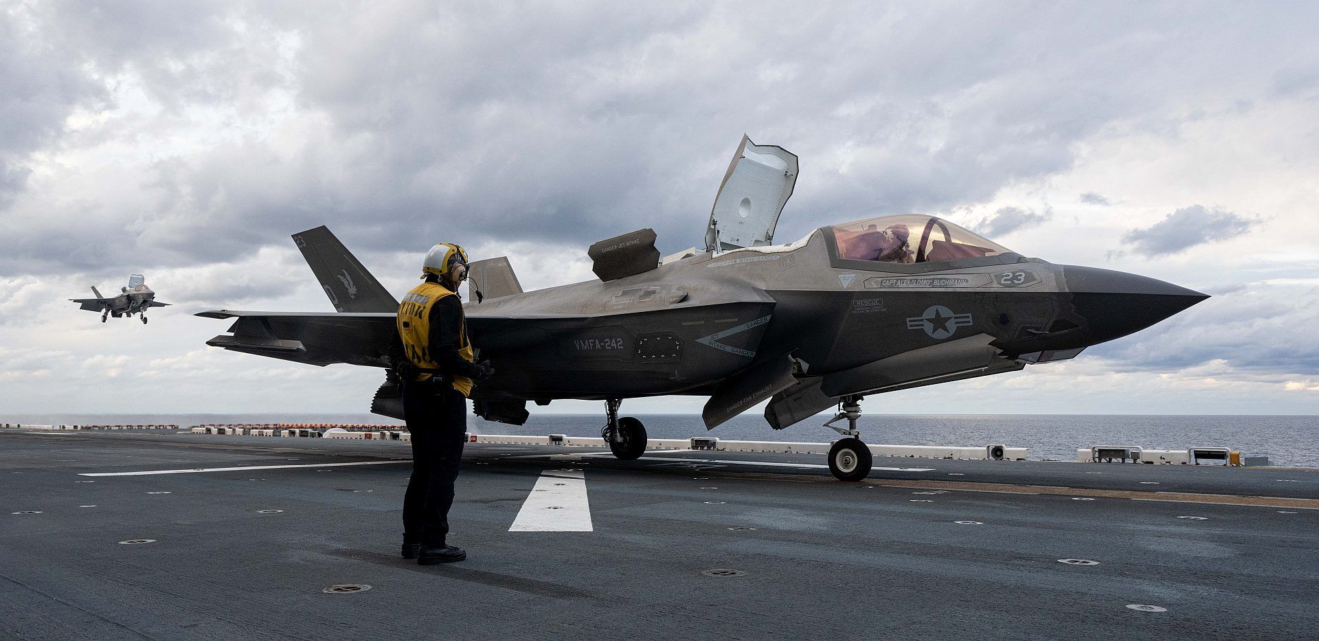 327b2a413c29 327b2a413c29