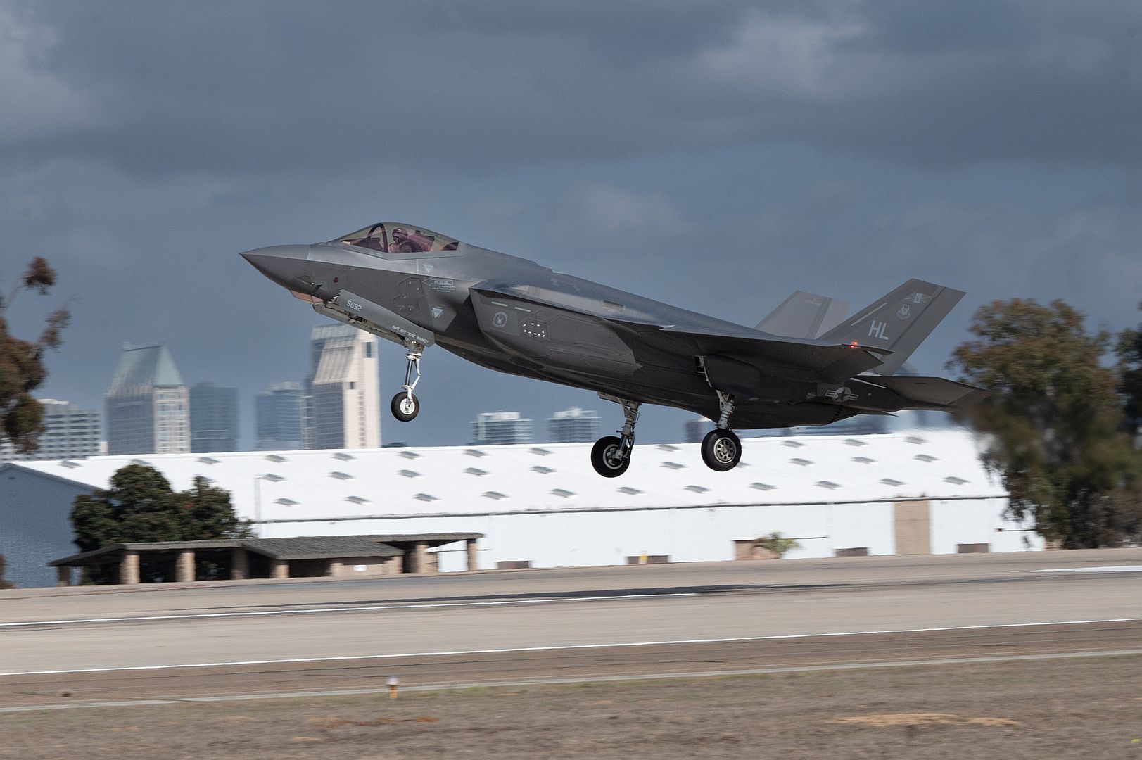 B2c7f1e1c15b B2c7f1e1c15b