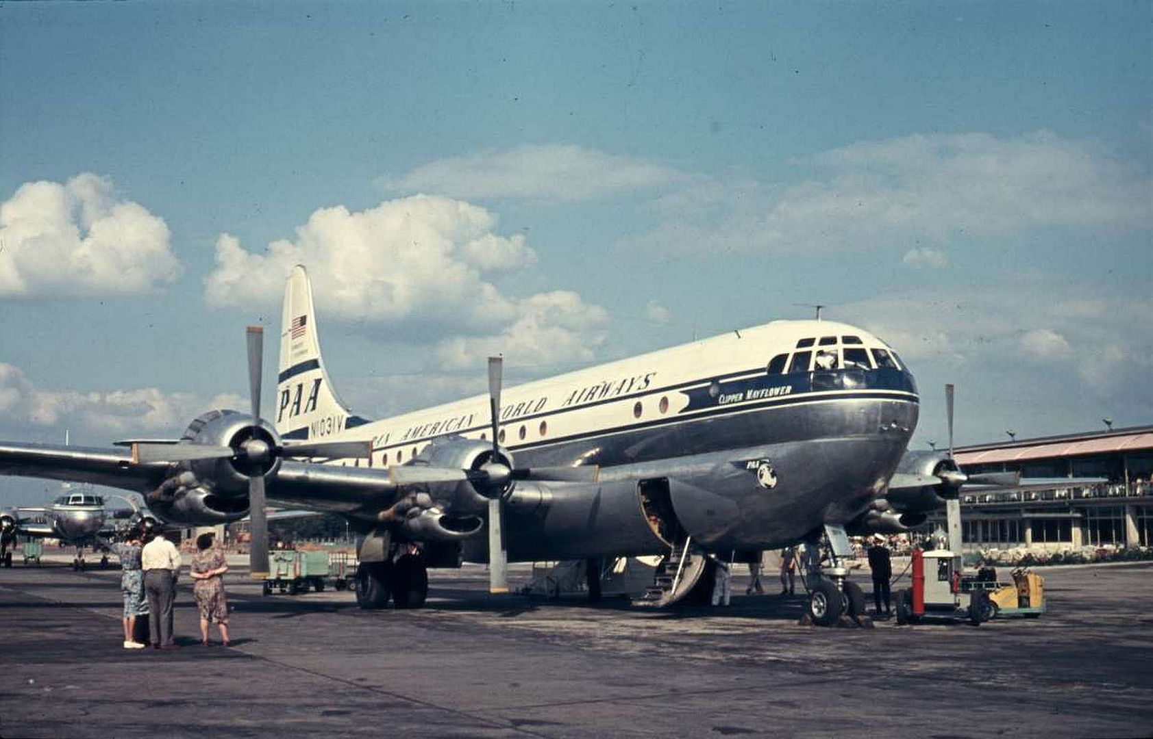 8d1983b42c73 8d1983b42c73