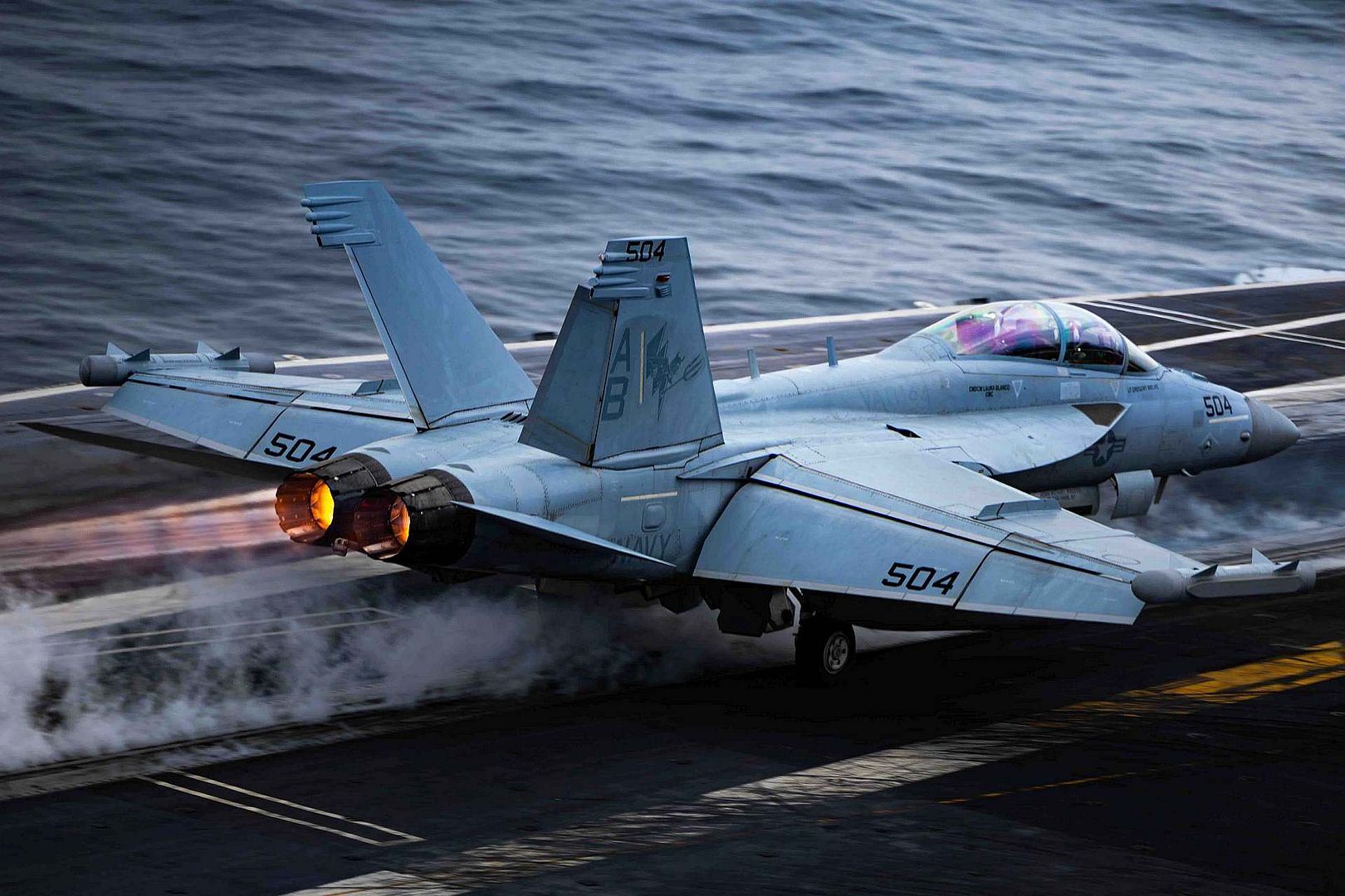 747b9a83f065 747b9a83f065