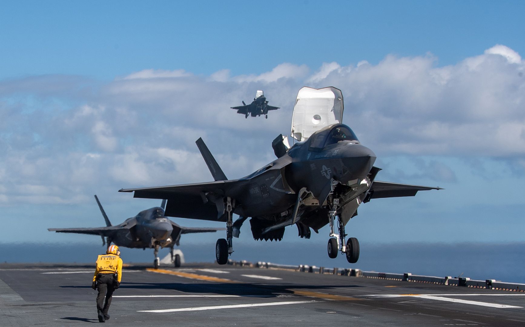 4b962cf0ae13 4b962cf0ae13