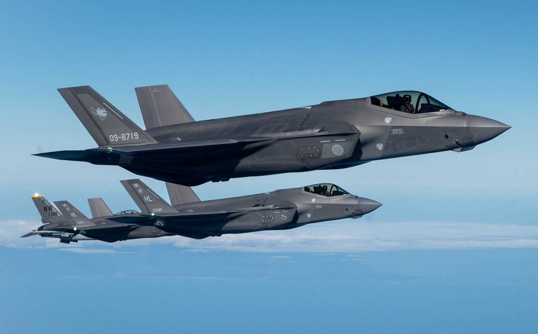 809b7c72efc4 809b7c72efc4