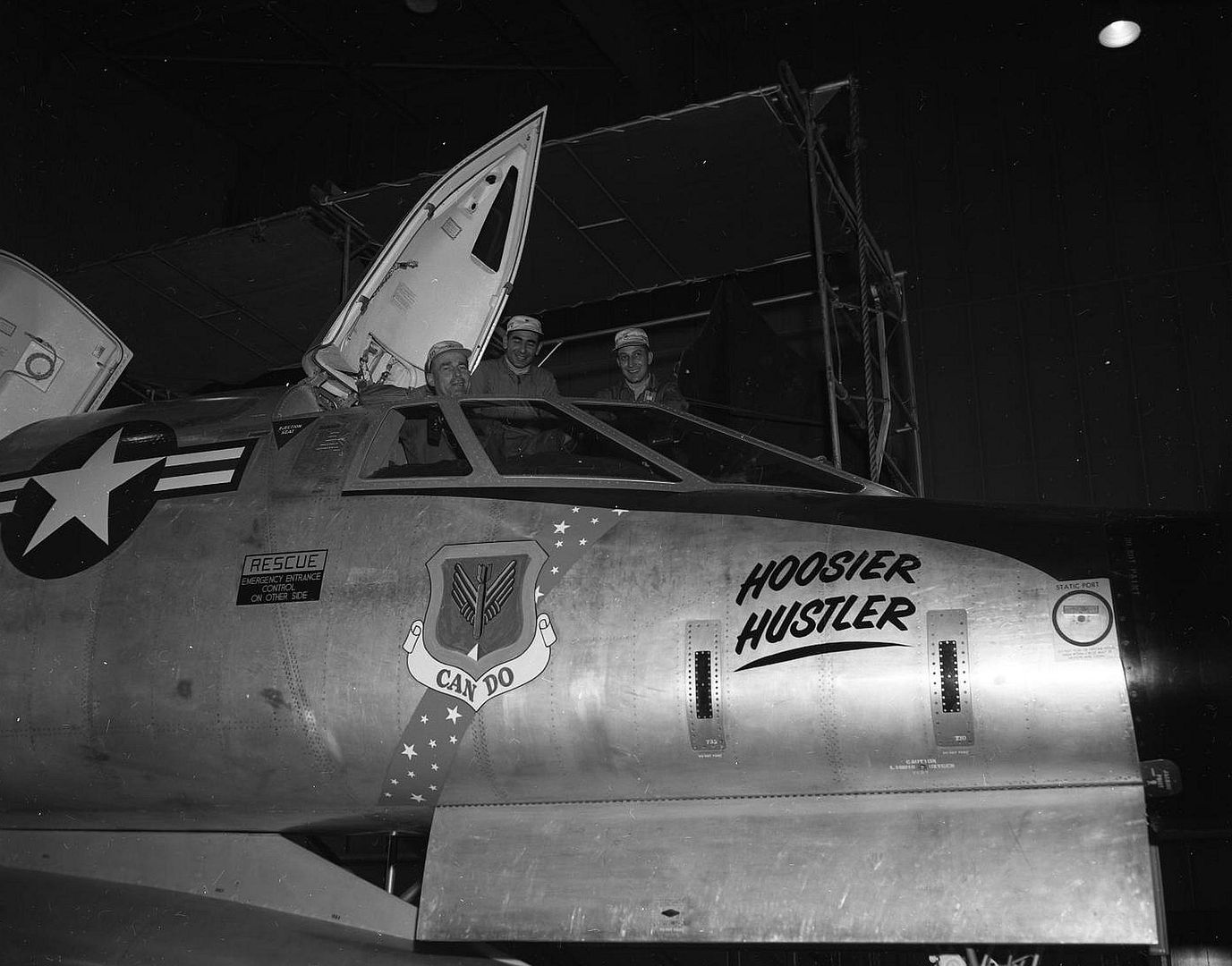 18f5a206c83a 18f5a206c83a