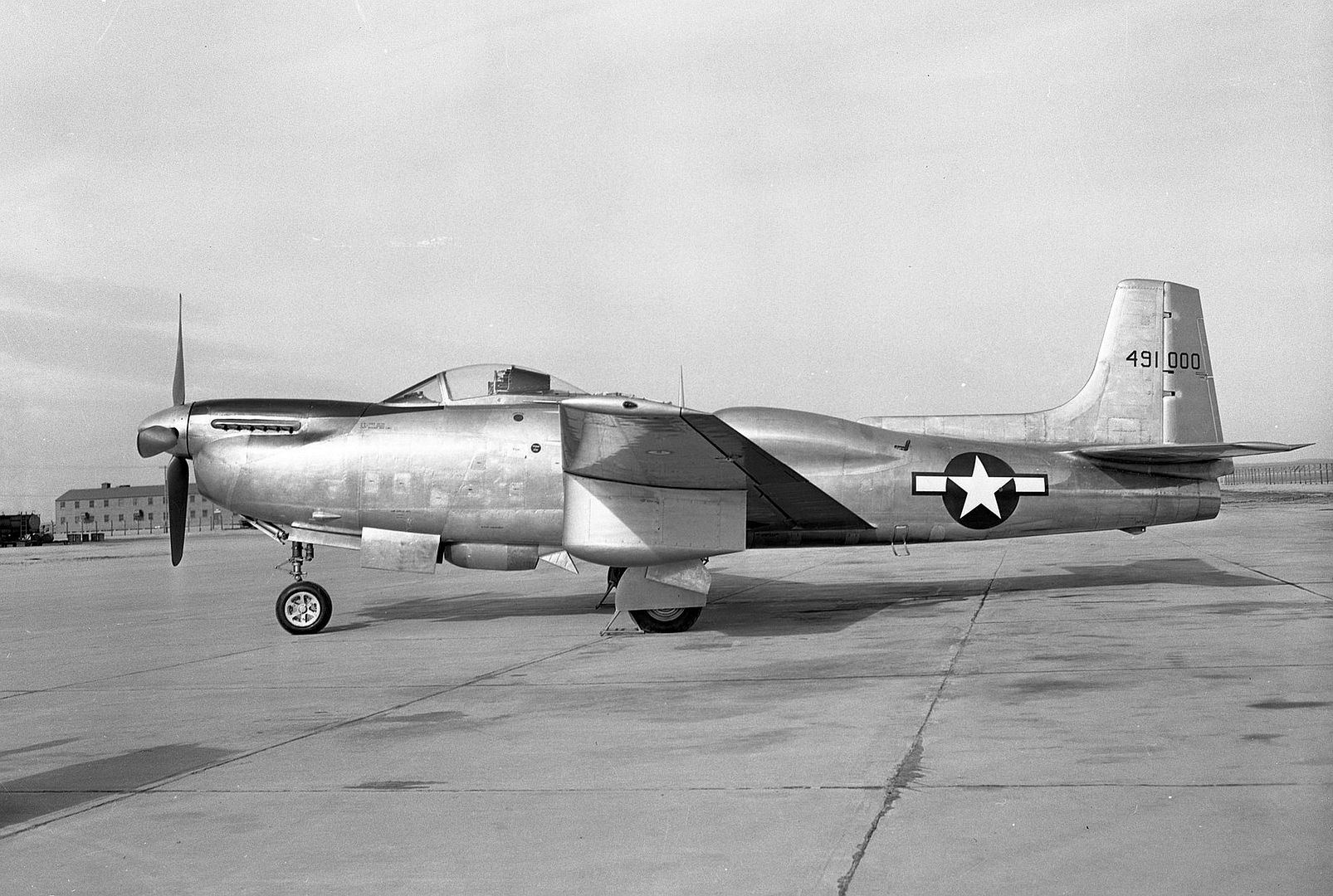 94c6d92d9961 94c6d92d9961