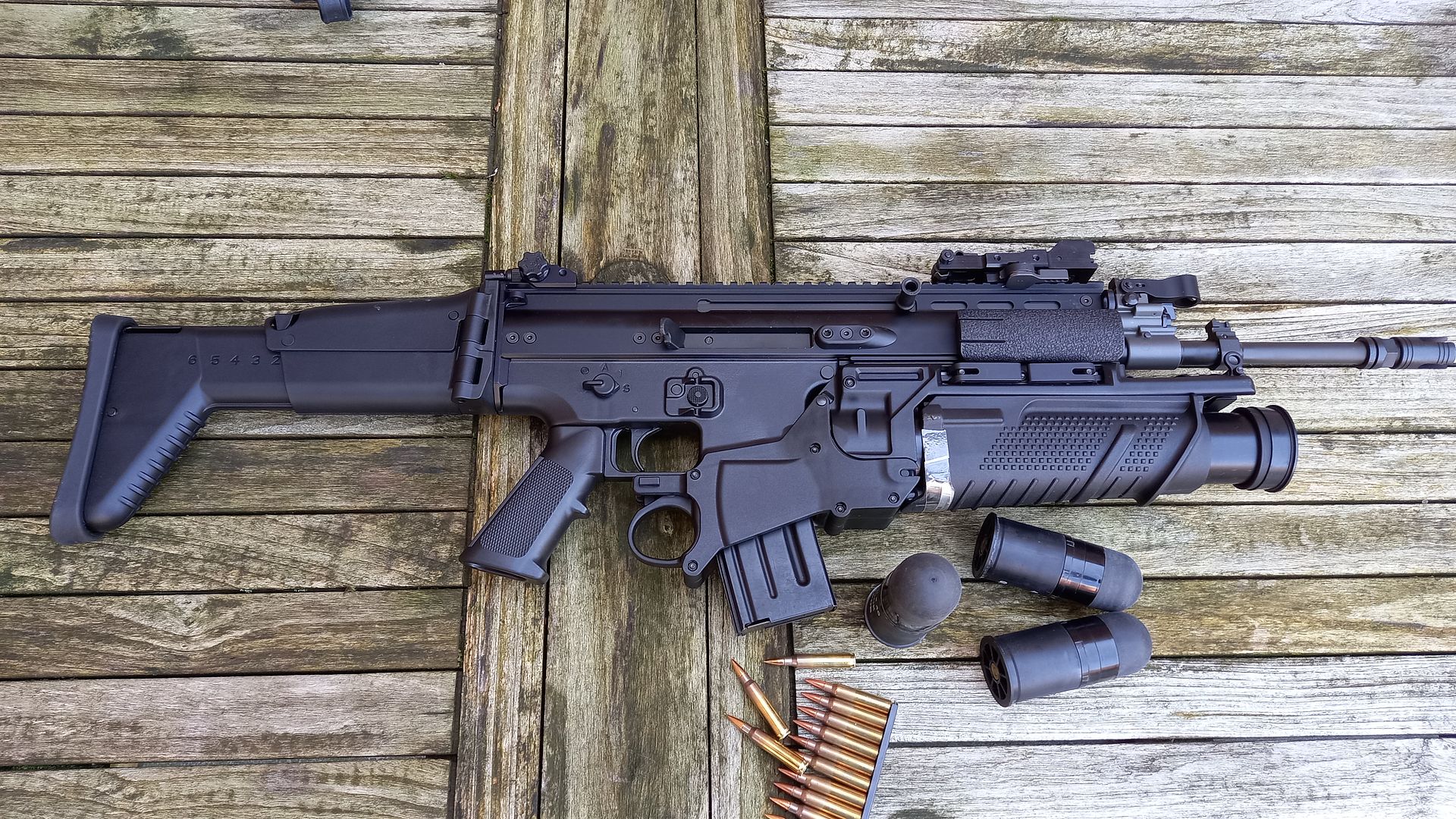 FN SCAR-L + GL40mm grenade launcher from the MECAR reference collection ...