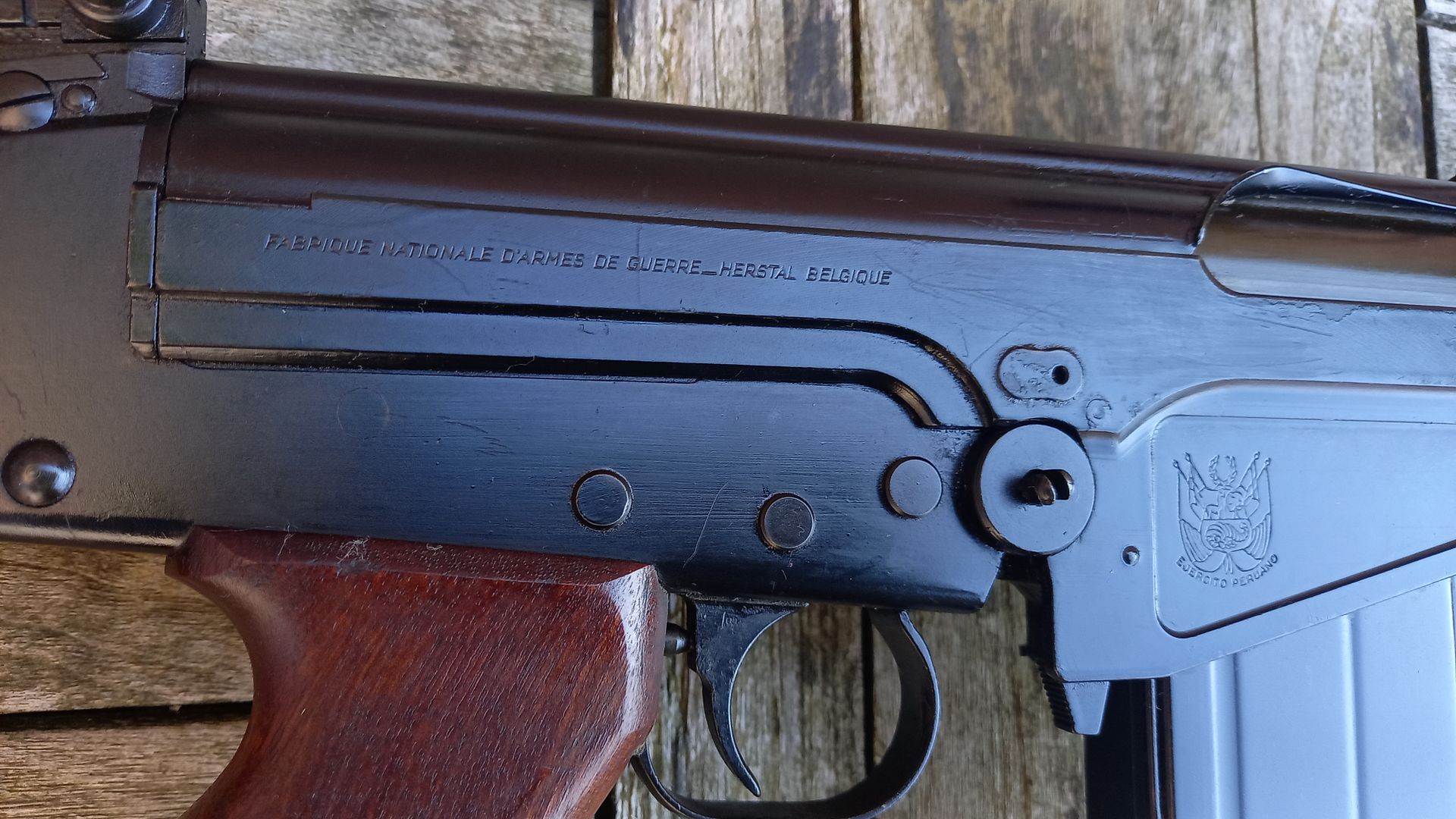 The MECAR reference collection/ FN FAL PERUVIAN contract, weird as the ...