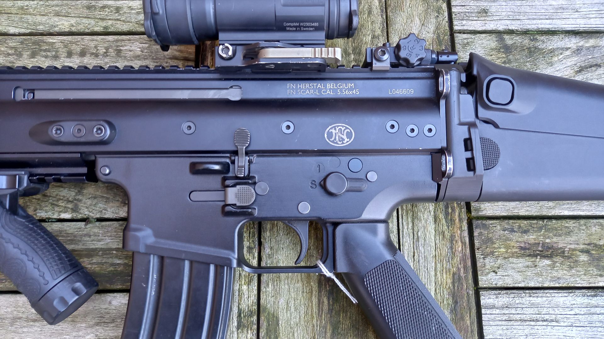 FN SCAR-L + GL40mm grenade launcher from the MECAR reference collection ...