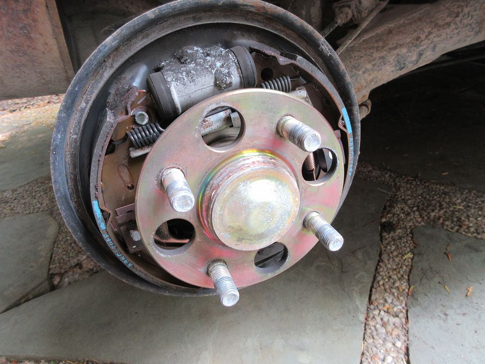 229Rear wheel bearing and hub