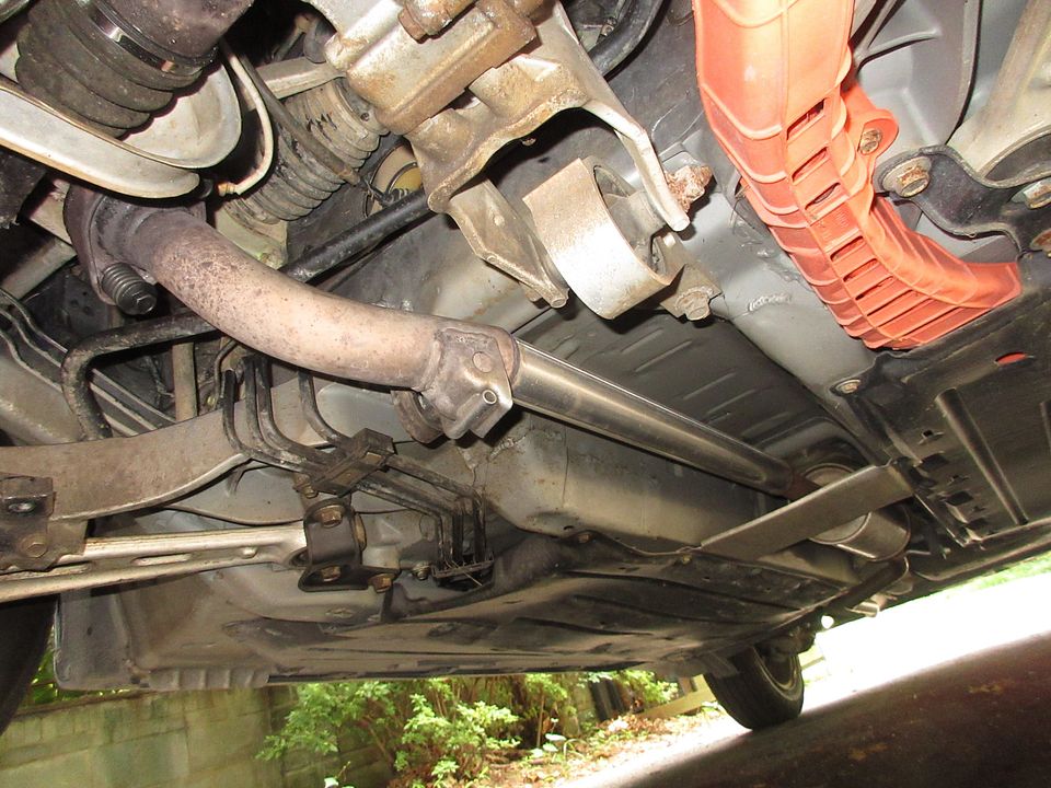 208Exhaust center pipe