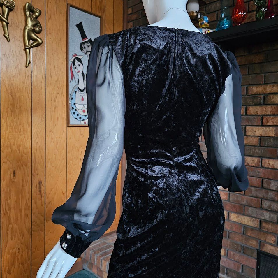 Vtg 80s Goth Vampire Crushed Stretch Velvet Wiggle Cocktail